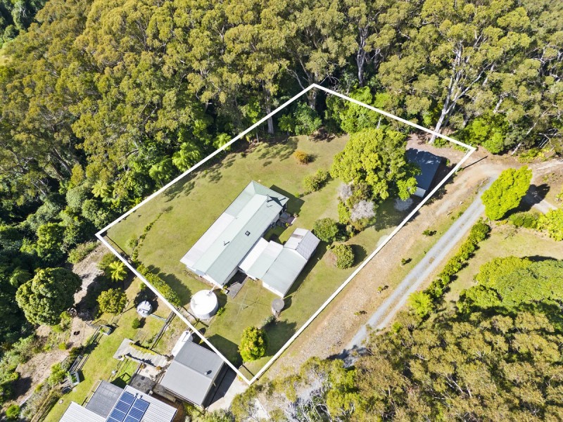 17 Old School Road, Springbrook QLD 4213