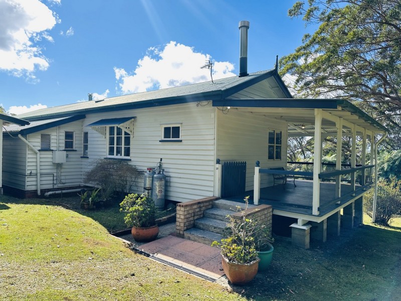 17 Old School Road, Springbrook QLD 4213