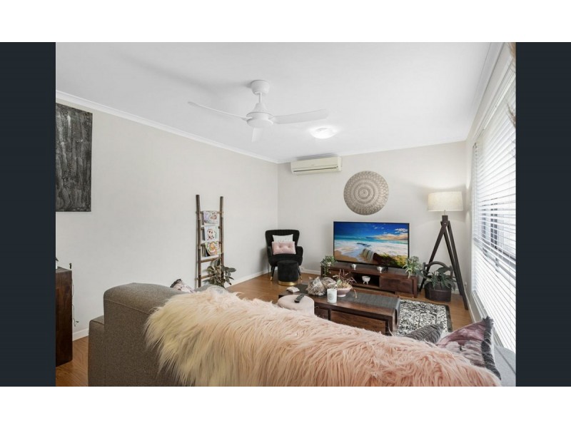 9 Richard Crescent, Highland Park QLD 4211