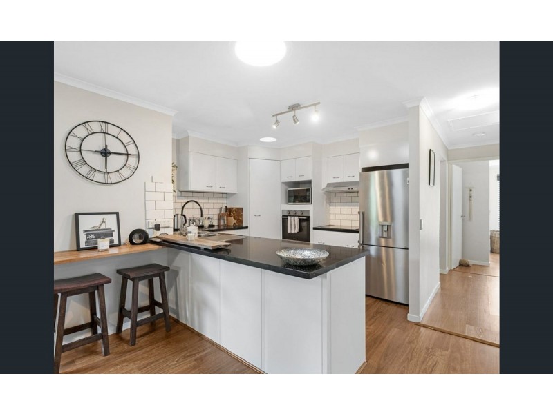 9 Richard Crescent, Highland Park QLD 4211