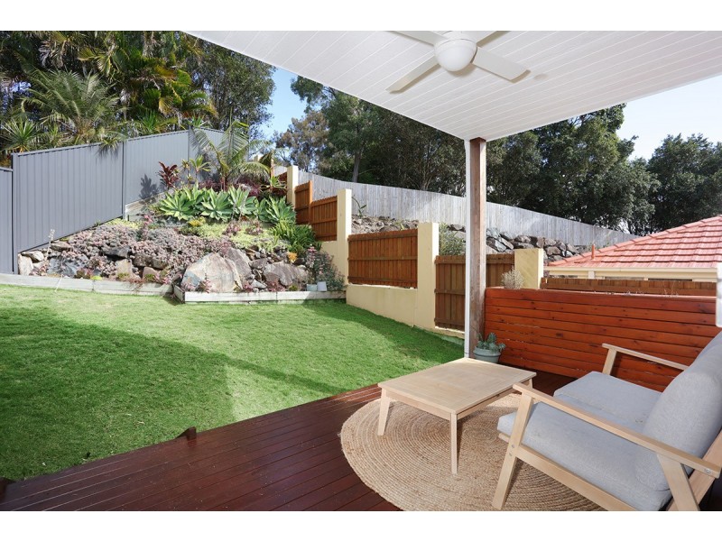 1/65 Armstrong Way, Highland Park QLD 4211