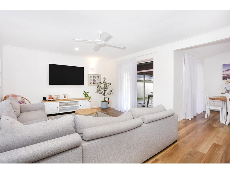 24 Bexley Place, Helensvale QLD 4212