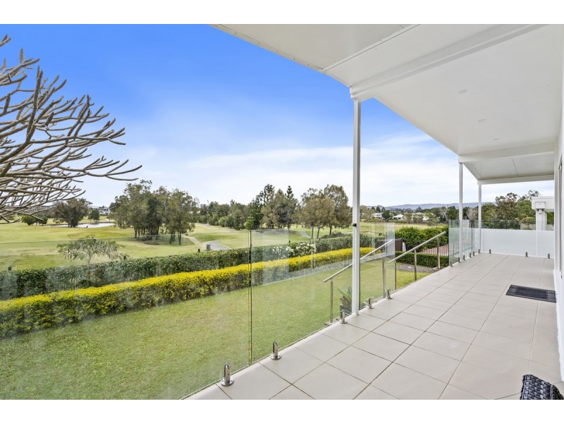 2005 The Boulevard, Benowa QLD 4217