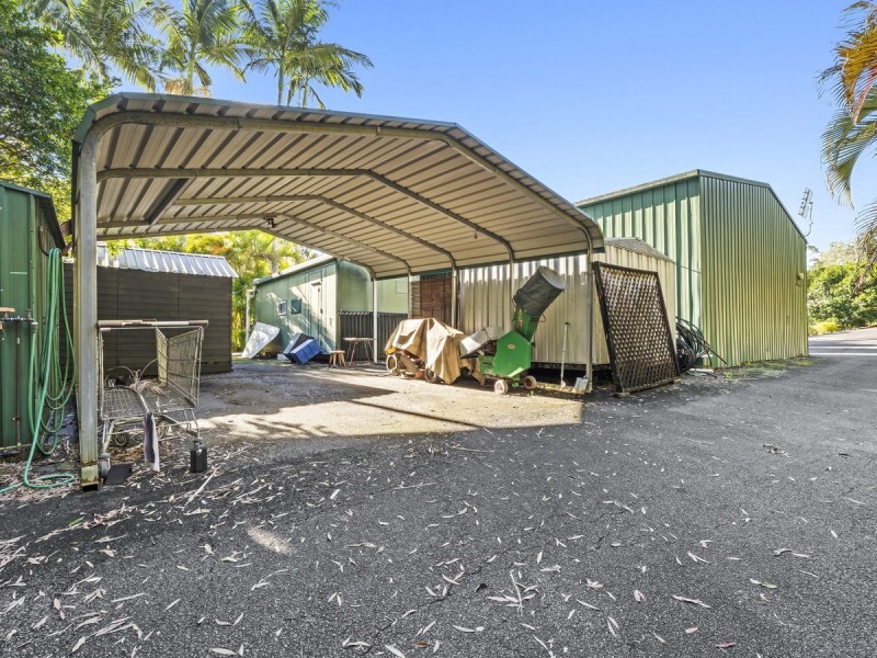 54 Winderadeen Drive, Highland Park QLD 4211