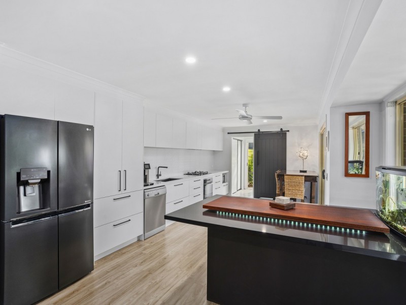 31 California Drive, Oxenford QLD 4210