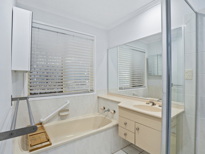 31 California Drive, Oxenford QLD 4210