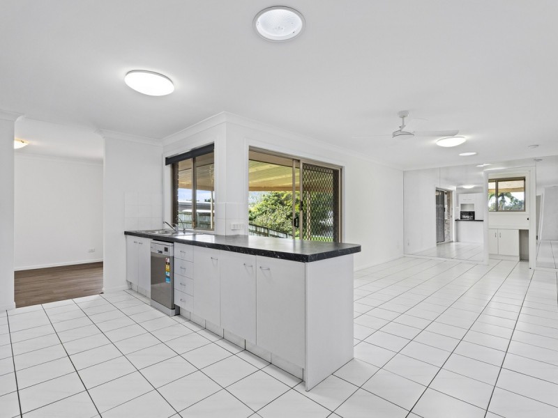 10 Foxhill Court, Carrara QLD 4211