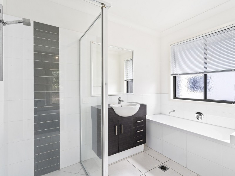 20 John Francis Drive, Carrara QLD 4211