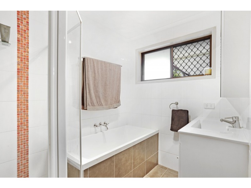 5 The Linkway, Nerang QLD 4211