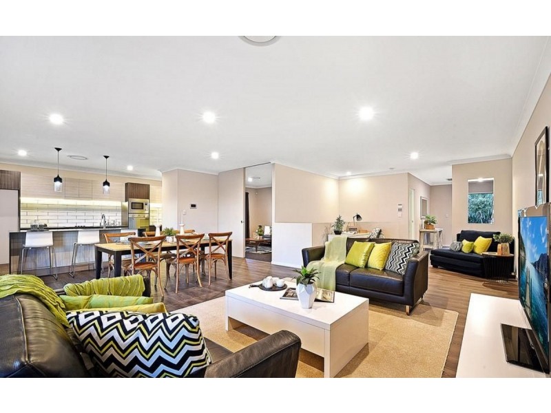 1/29 John Francis Drive, Carrara QLD 4211