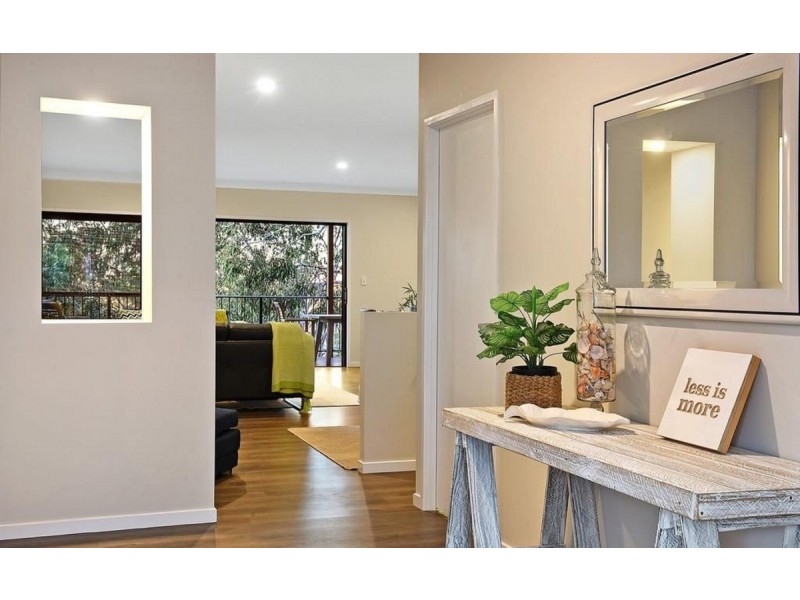 1/29 John Francis Drive, Carrara QLD 4211