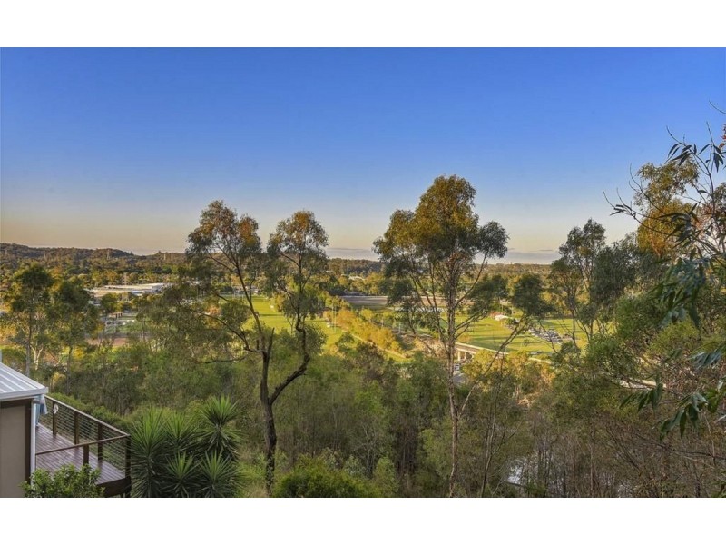 1/29 John Francis Drive, Carrara QLD 4211