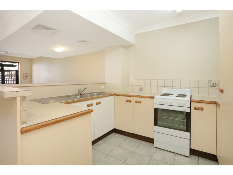 6 Orchid 67 Nerang Street, Nerang QLD 4211