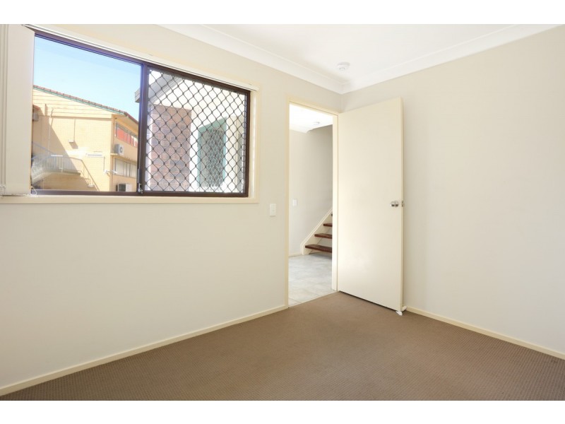 6 Orchid 67 Nerang Street, Nerang QLD 4211