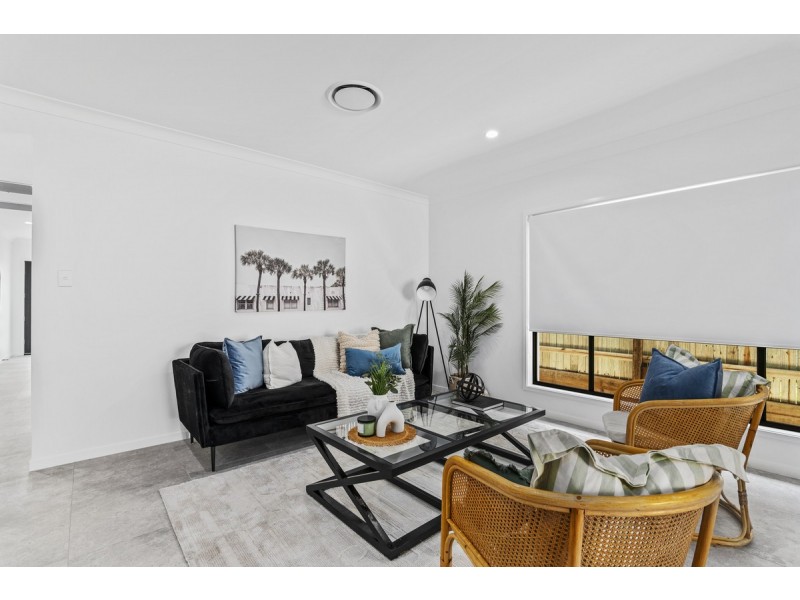 17 Lovage Street, Greenbank QLD 4124