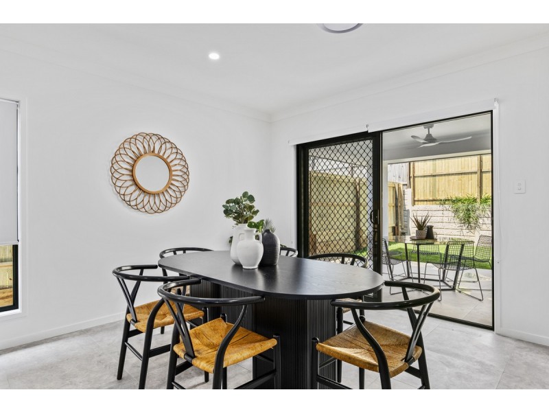 17 Lovage Street, Greenbank QLD 4124