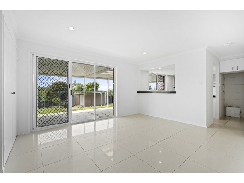 9 Jindabyne Court, Highland Park QLD 4211