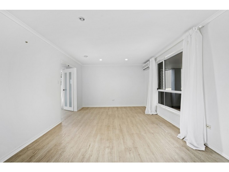 9 Jindabyne Court, Highland Park QLD 4211