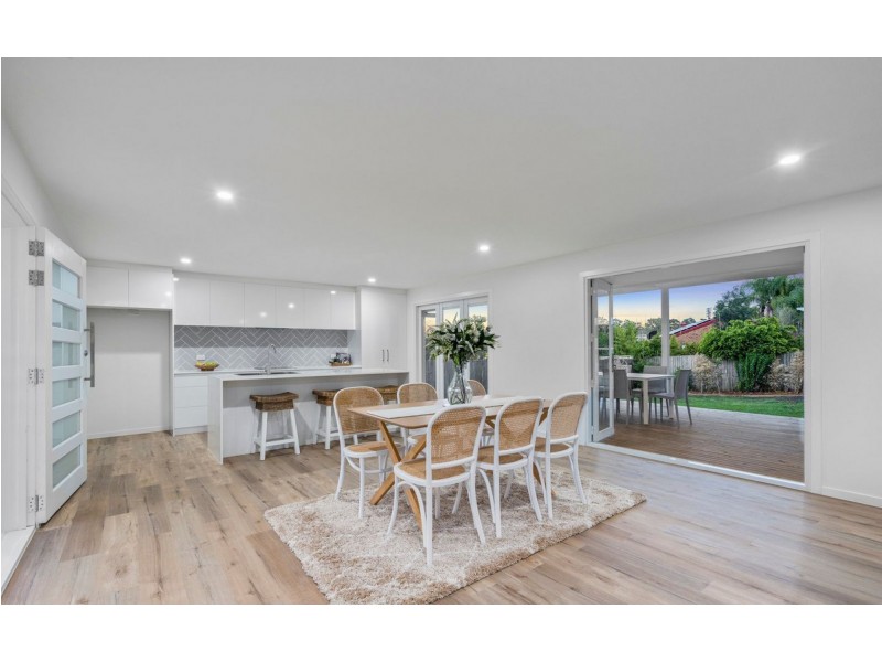 34 Balfour Crescent, Highland Park QLD 4211