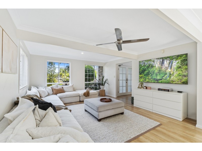 45 Peter Thomson Drive, Parkwood QLD 4214