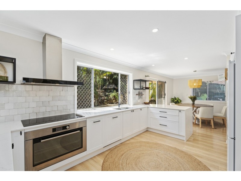 45 Peter Thomson Drive, Parkwood QLD 4214