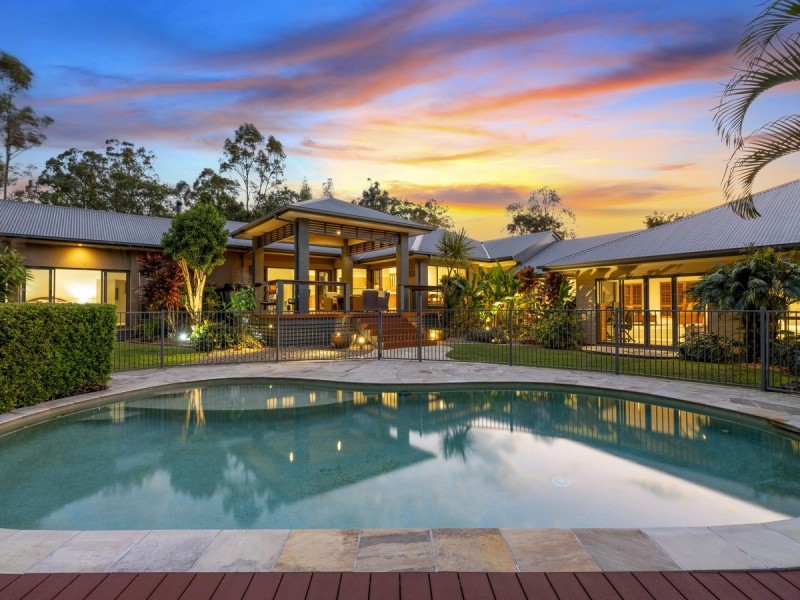 69 Lawnhill Drive, Nerang QLD 4211