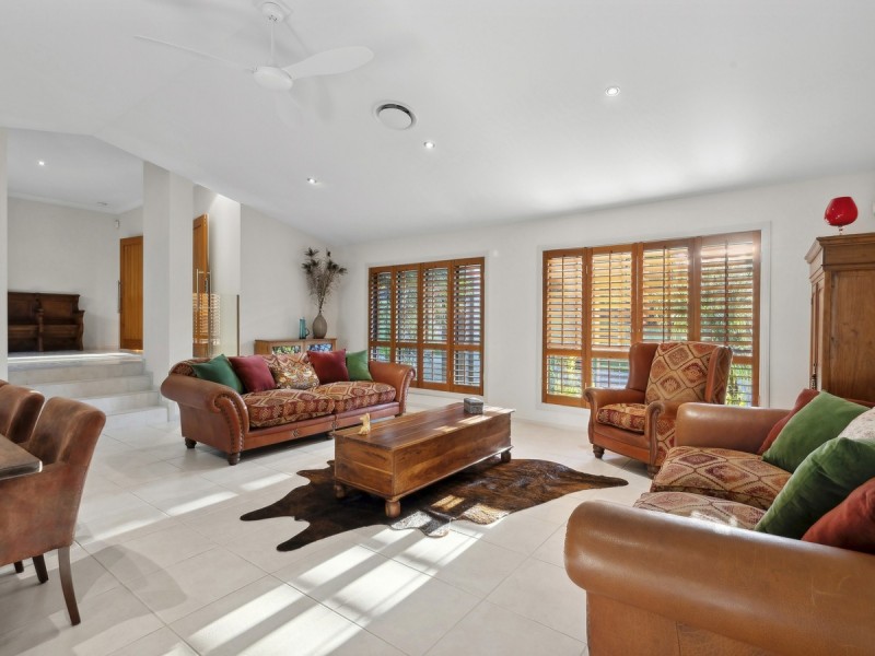69 Lawnhill Drive, Nerang QLD 4211