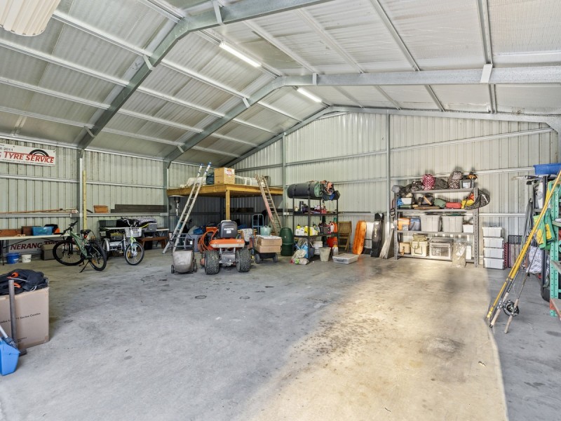 69 Lawnhill Drive, Nerang QLD 4211