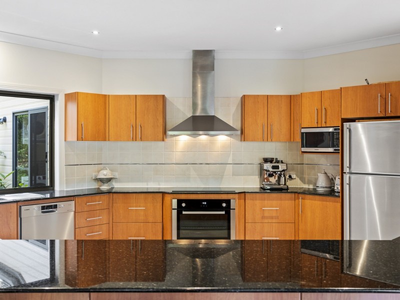 69 Lawnhill Drive, Nerang QLD 4211