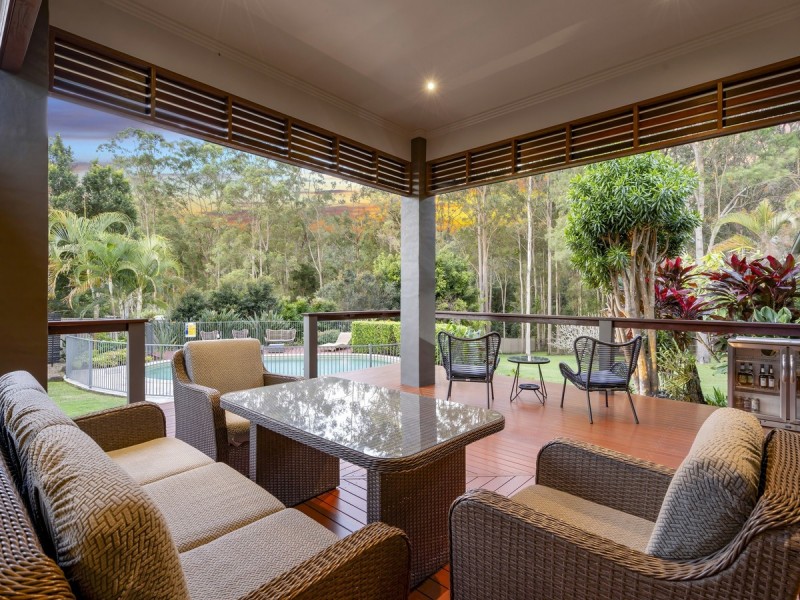69 Lawnhill Drive, Nerang QLD 4211