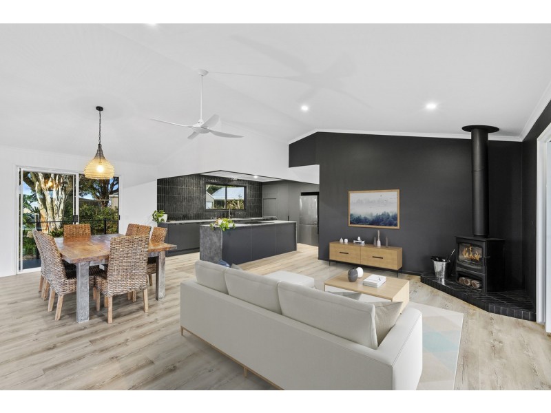 7 Poplar Court, Beechmont QLD 4211