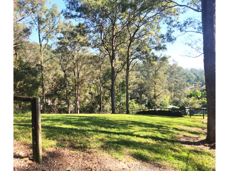 15-17 Kingsmead Court, Mount Nathan QLD 4211