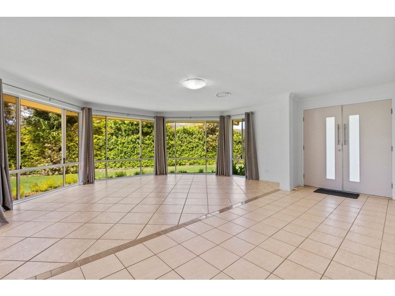 15-17 Kingsmead Court, Mount Nathan QLD 4211