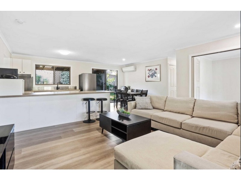 13 Goodman Close, Highland Park QLD 4211