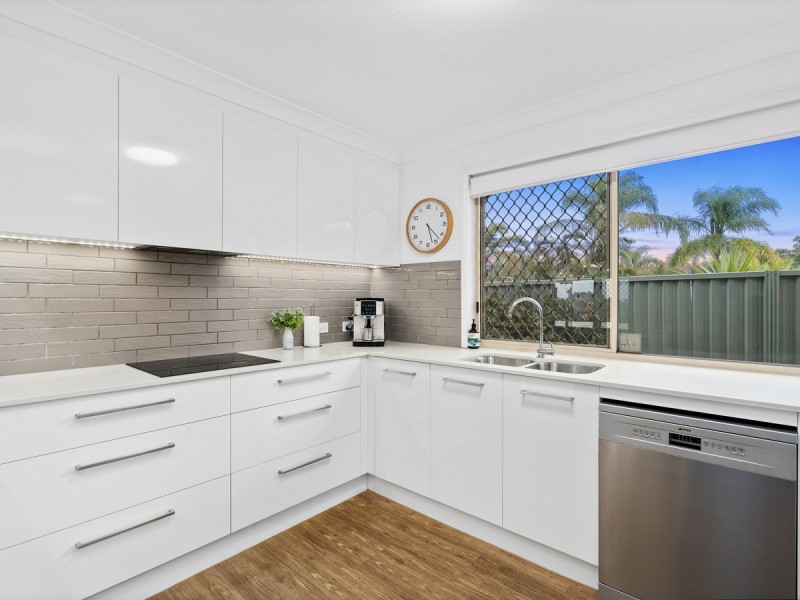 3 Nairn Court, Highland Park QLD 4211