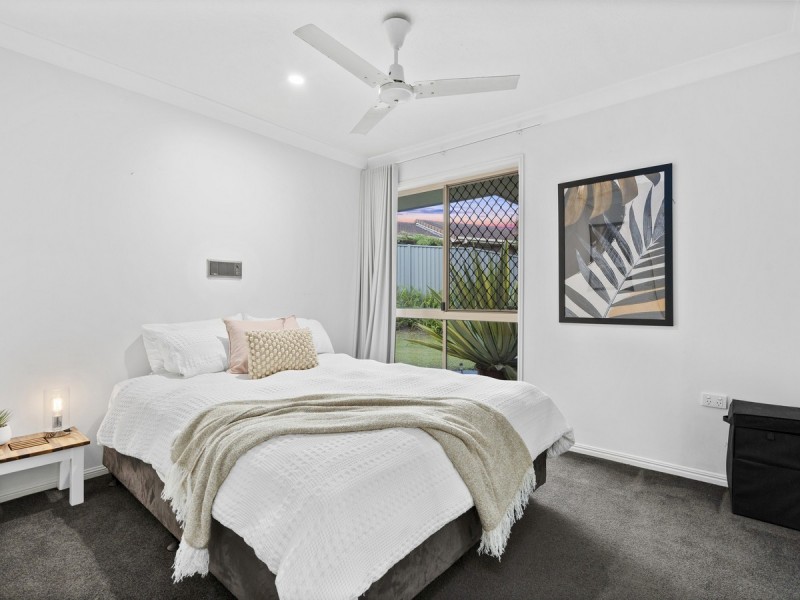 3 Nairn Court, Highland Park QLD 4211