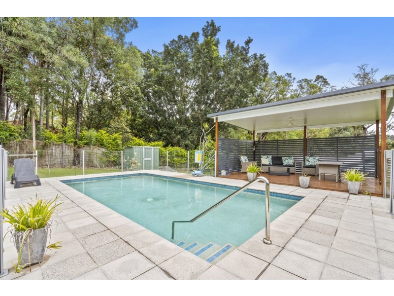 2 Lawnhill Drive, Nerang QLD 4211