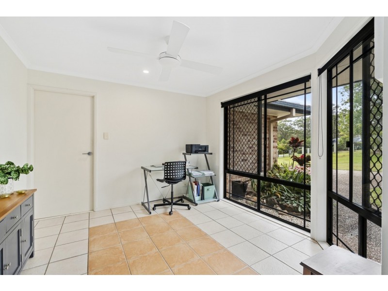 2 Lawnhill Drive, Nerang QLD 4211