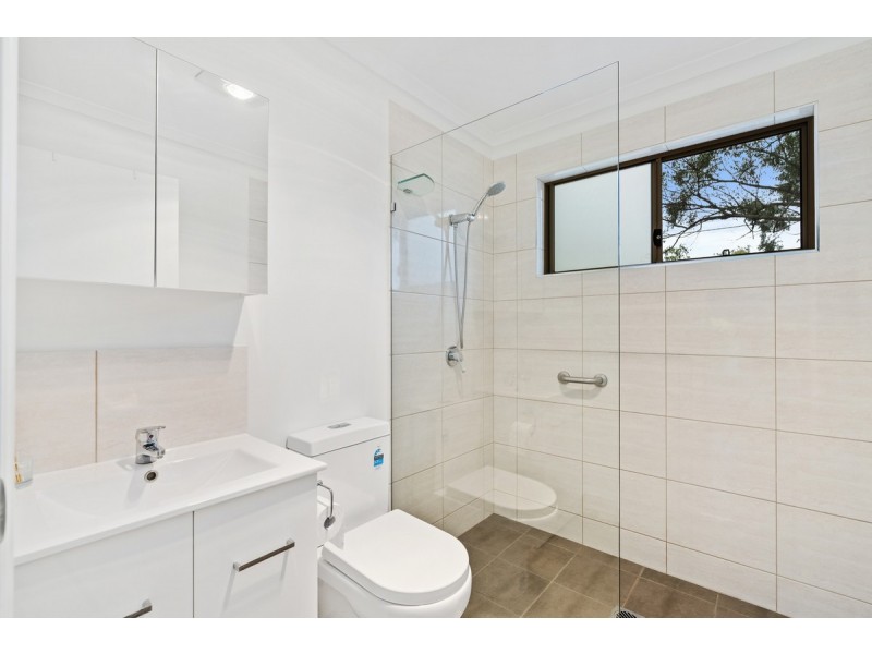 2 Lawnhill Drive, Nerang QLD 4211