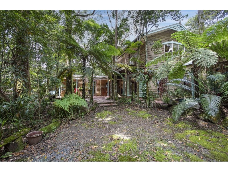 33-35 Banksia Road, Springbrook QLD 4213