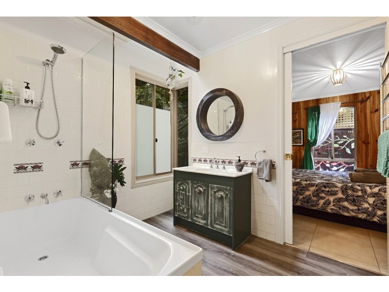 33-35 Banksia Road, Springbrook QLD 4213