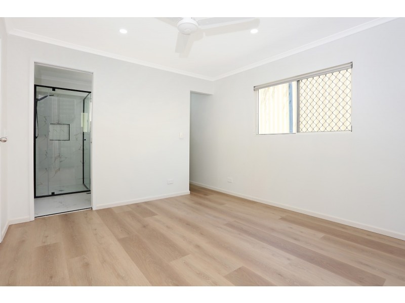 5 Buring Court, Highland Park QLD 4211