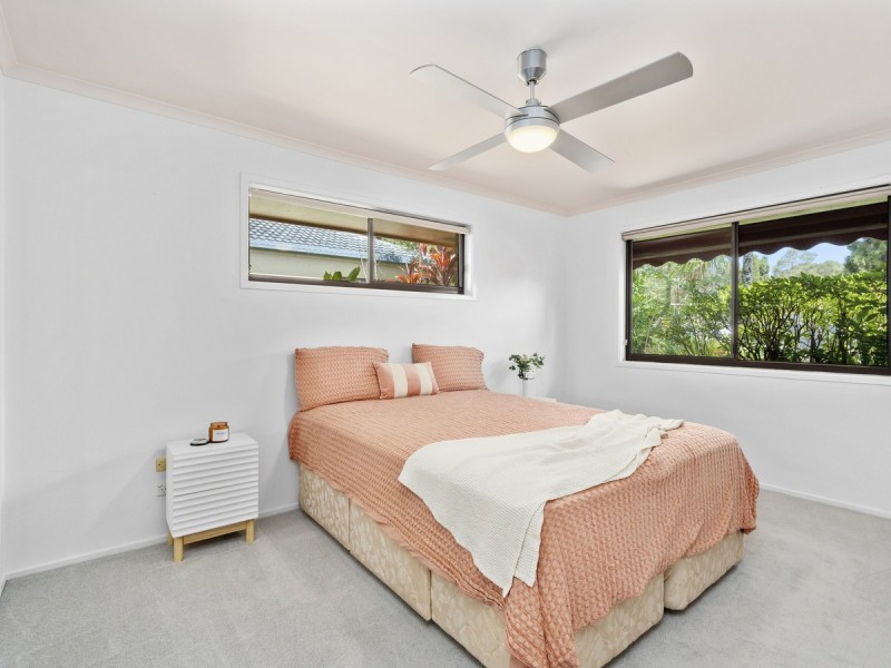 94 Alison Road, Carrara QLD 4211