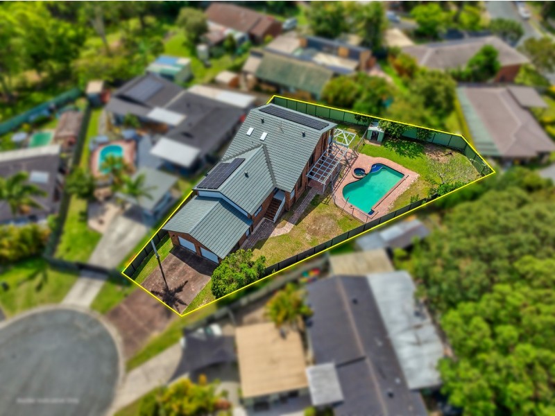 7 Onyx Court, Carrara QLD 4211