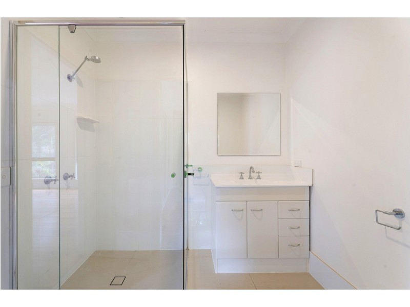 37 Mark Way, Mudgeeraba QLD 4213