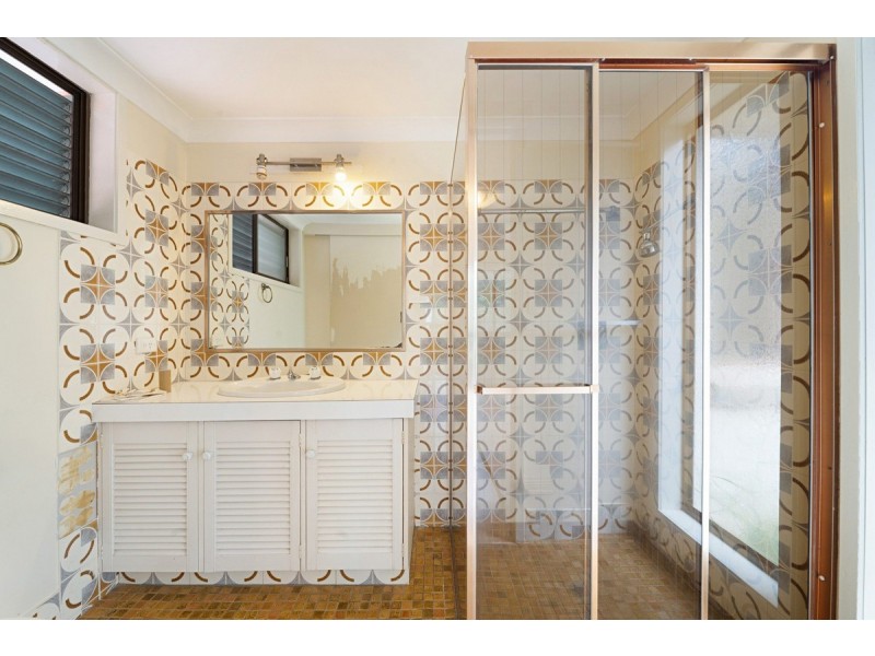 37 Mark Way, Mudgeeraba QLD 4213