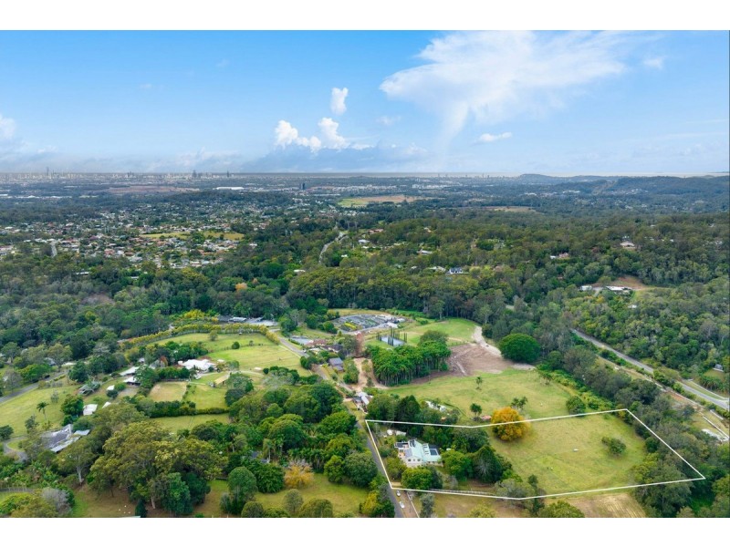 37 Mark Way, Mudgeeraba QLD 4213