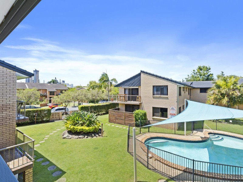 15/53 Duet Drive, Mermaid Waters QLD 4218