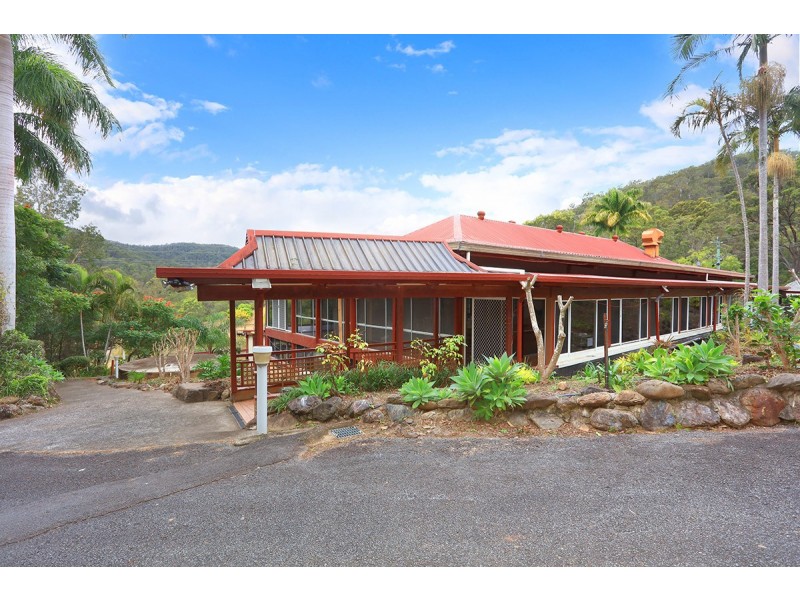 139 Clagiraba Road, Clagiraba QLD 4211