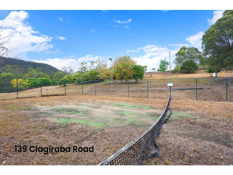 139 Clagiraba Road, Clagiraba QLD 4211